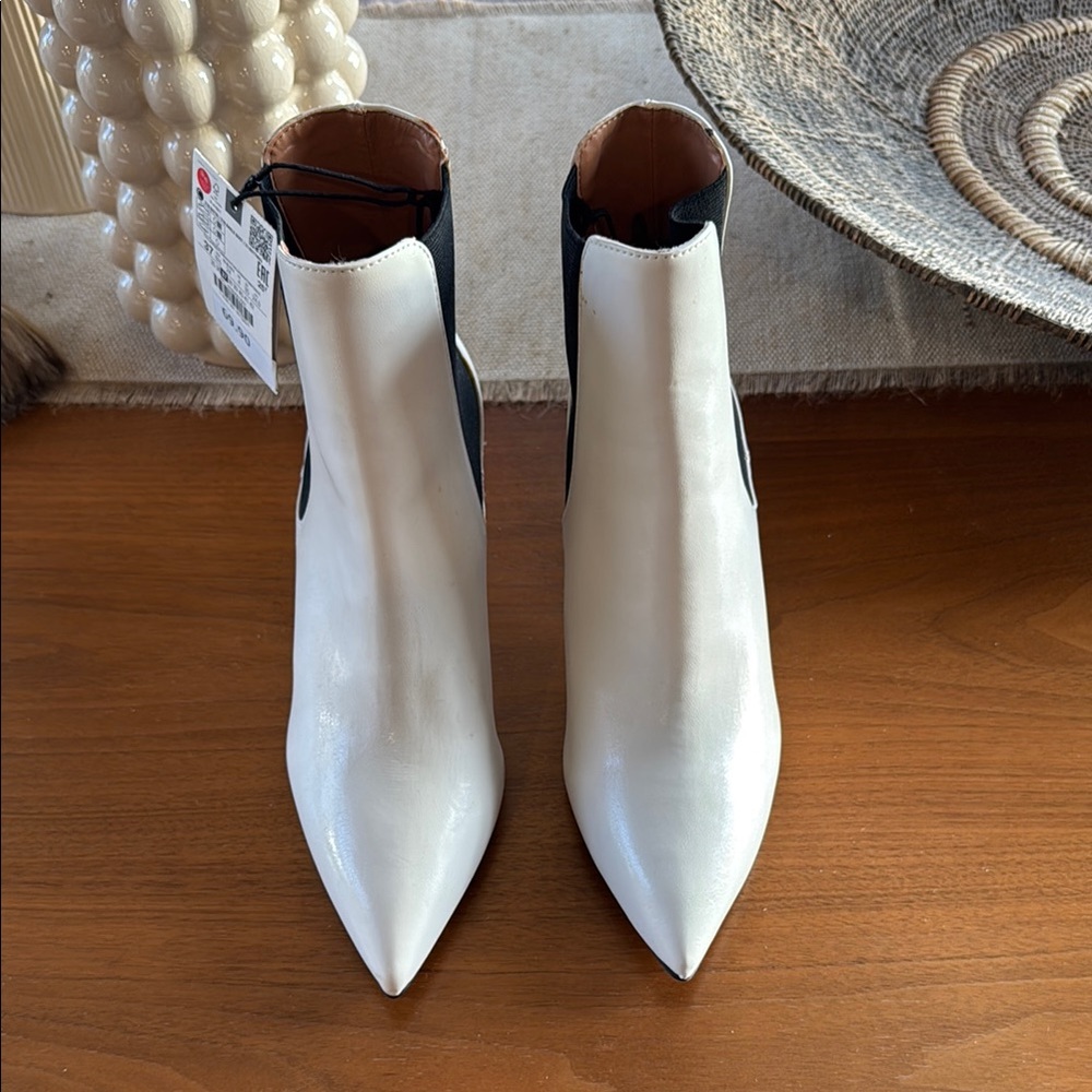 Zara Ankle Boots, White/Black, Size 37, NWT